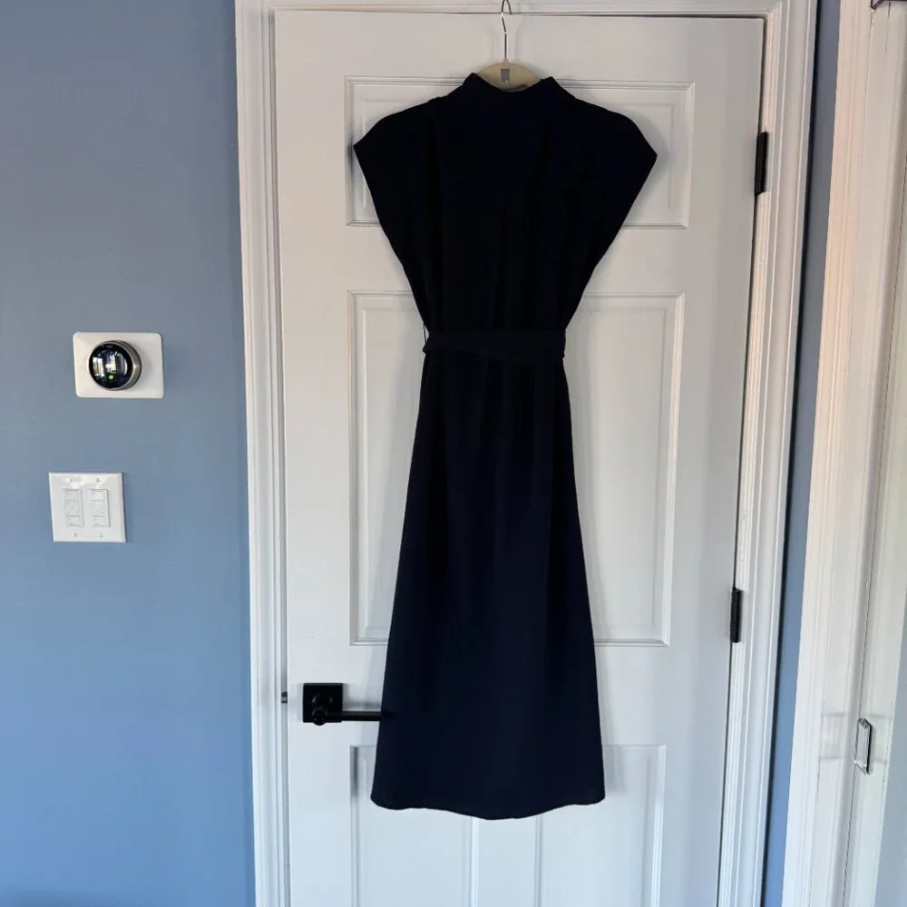 DKNY Navy Midi Shirt Dress Size 2 Belted Button Front Sleeveless Minimalist - Picture 4 of 10